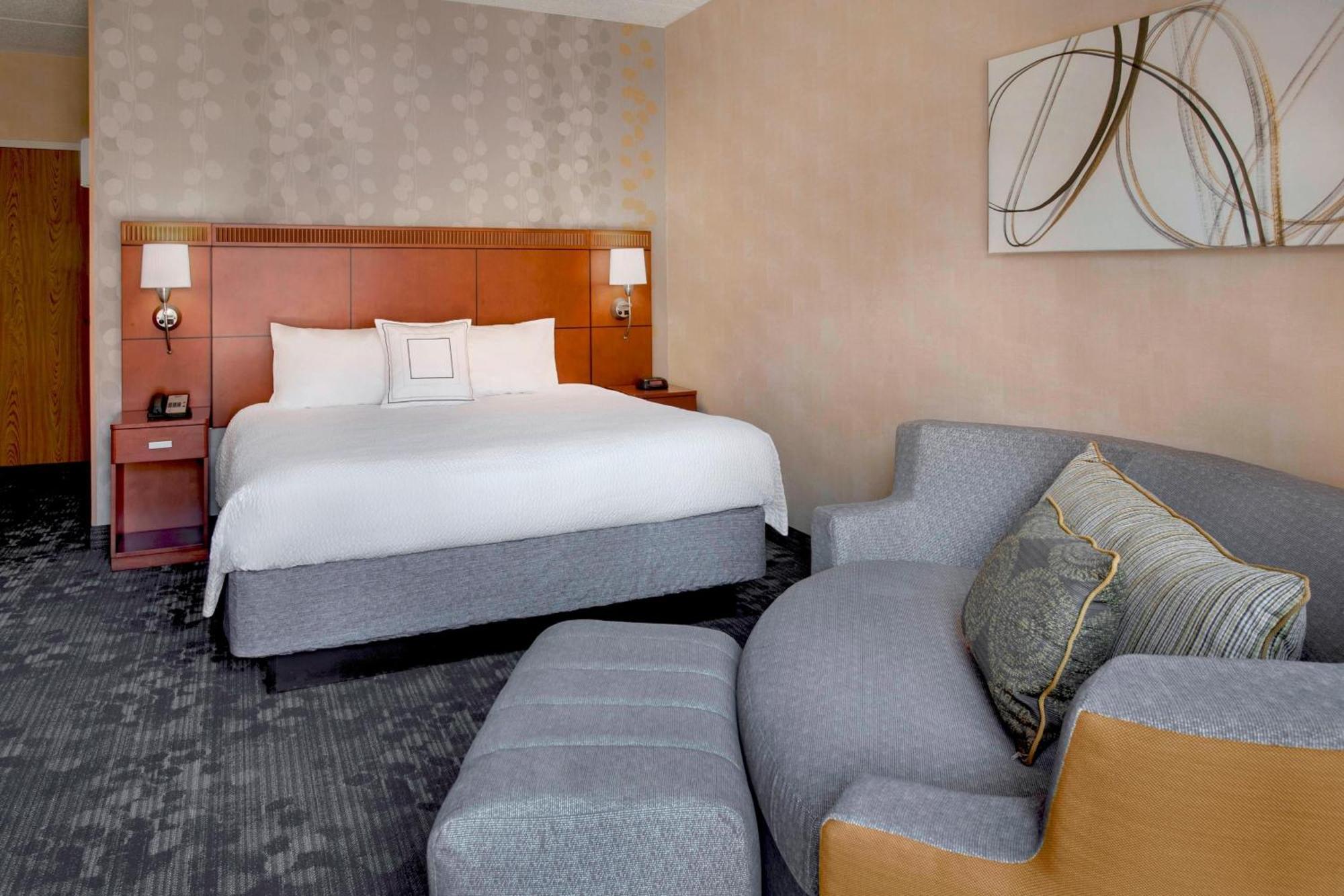 Courtyard By Marriott Hartford Windsor Airport Hotell Eksteriør bilde