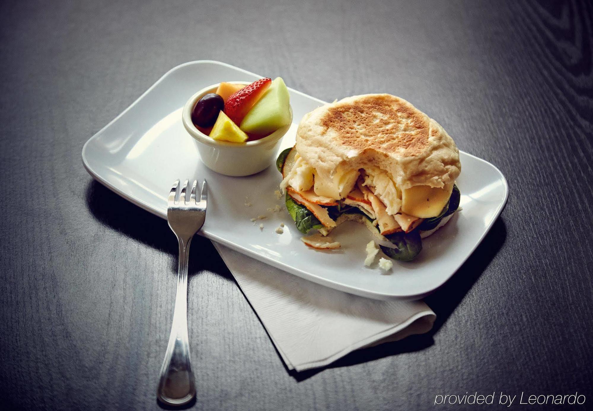 Courtyard By Marriott Hartford Windsor Airport Hotell Eksteriør bilde